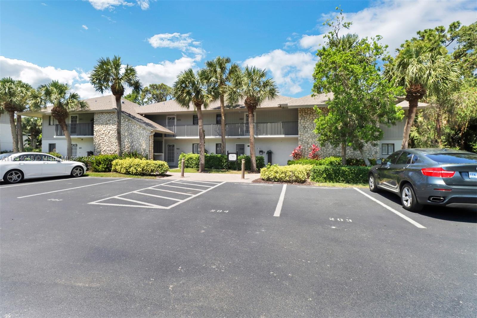 EAGLE CREEK CONDOMINIUM NO - Residential