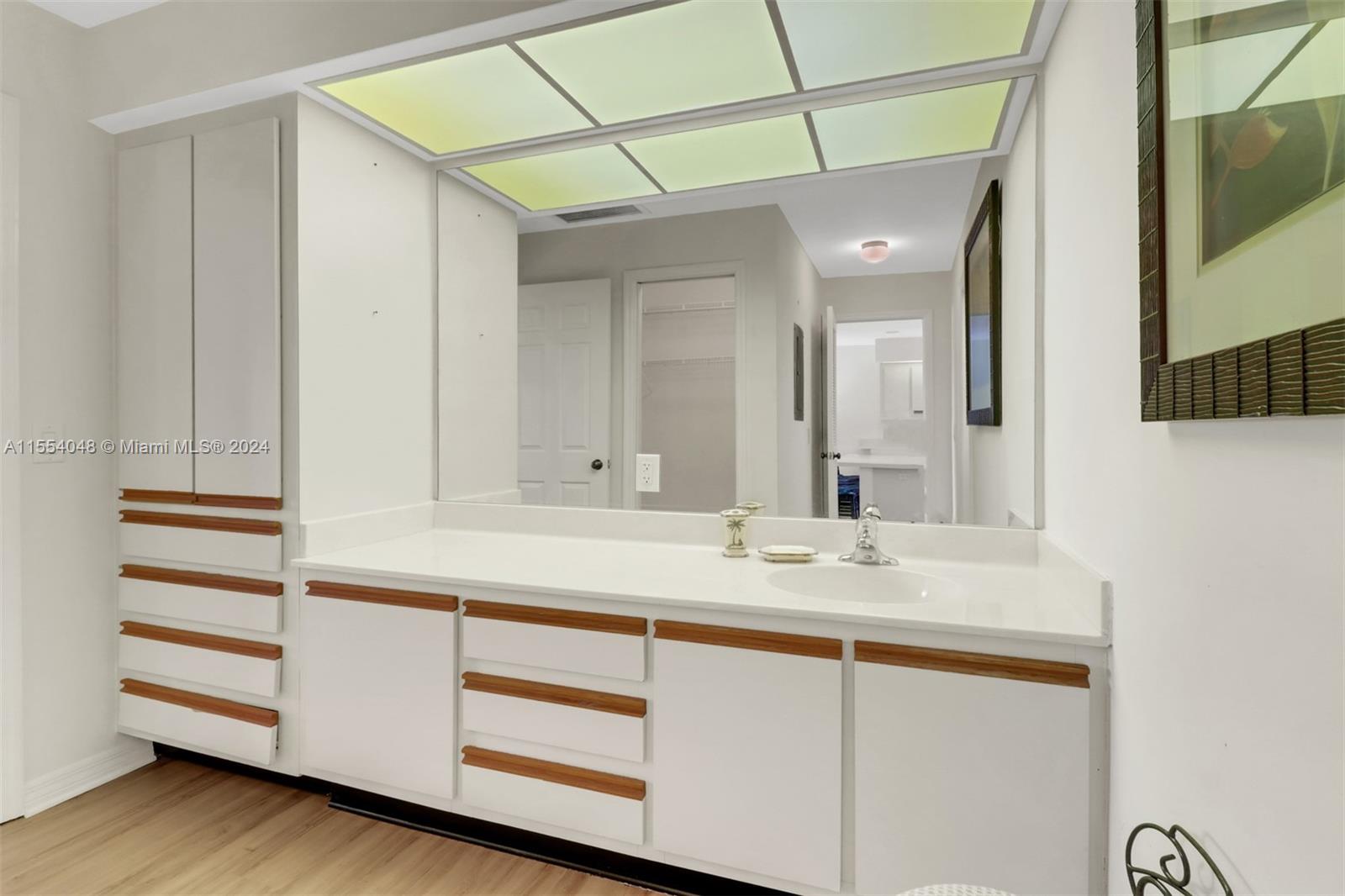 EAGLE CREEK CONDOMINIUM NO - Residential