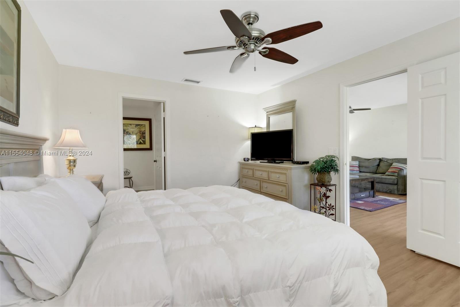 EAGLE CREEK CONDOMINIUM NO - Residential