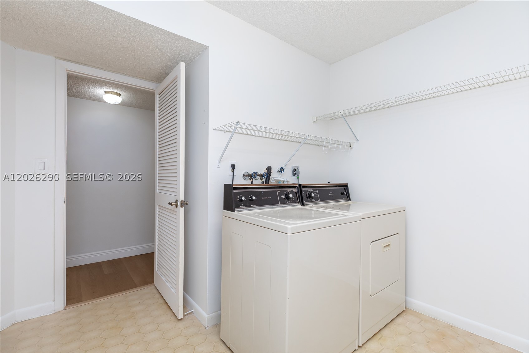 LAKES OF CARRIAGE HILLS - Residential