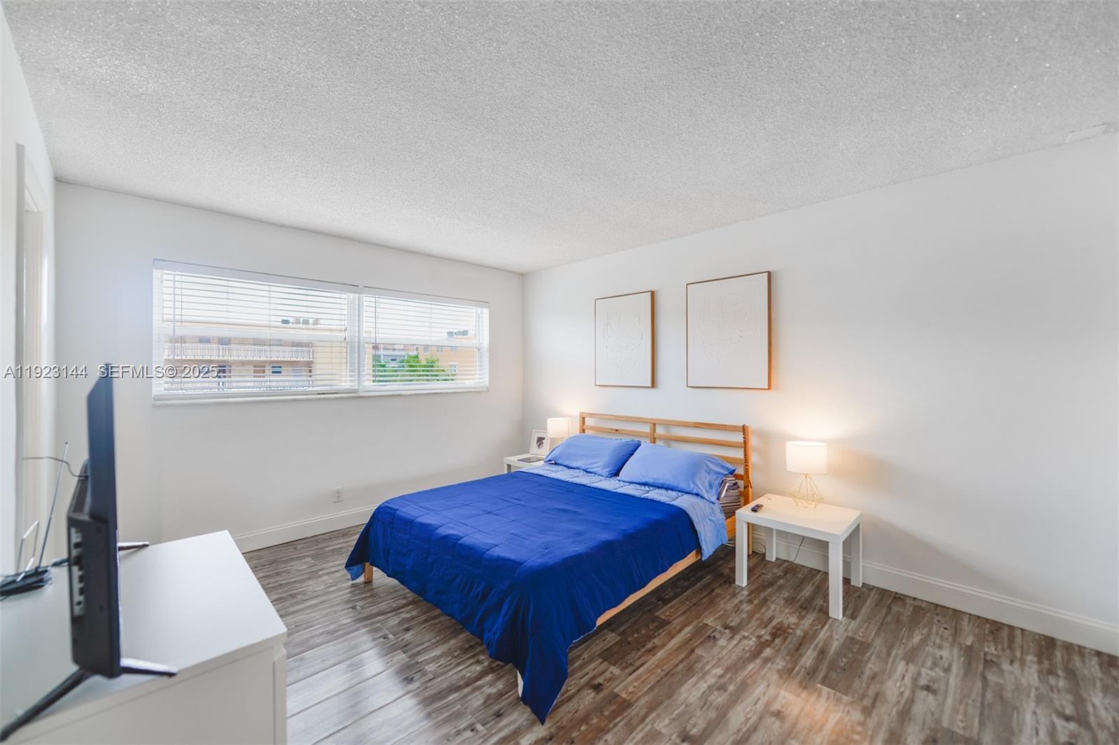 ELDORADO PLAZA WEST CONDO - Residential