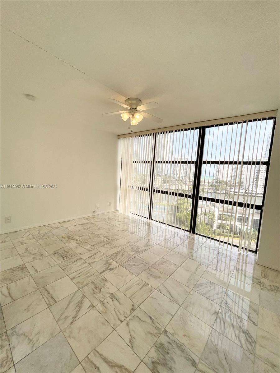 OCEANVIEW PARK CONDO - Residential Lease
