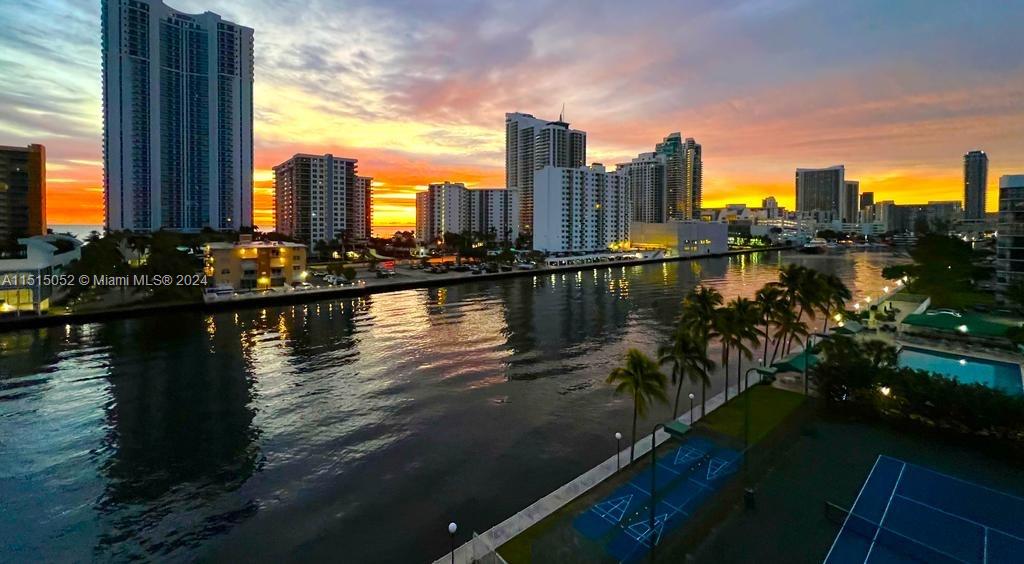 OCEANVIEW PARK CONDO - Residential Lease