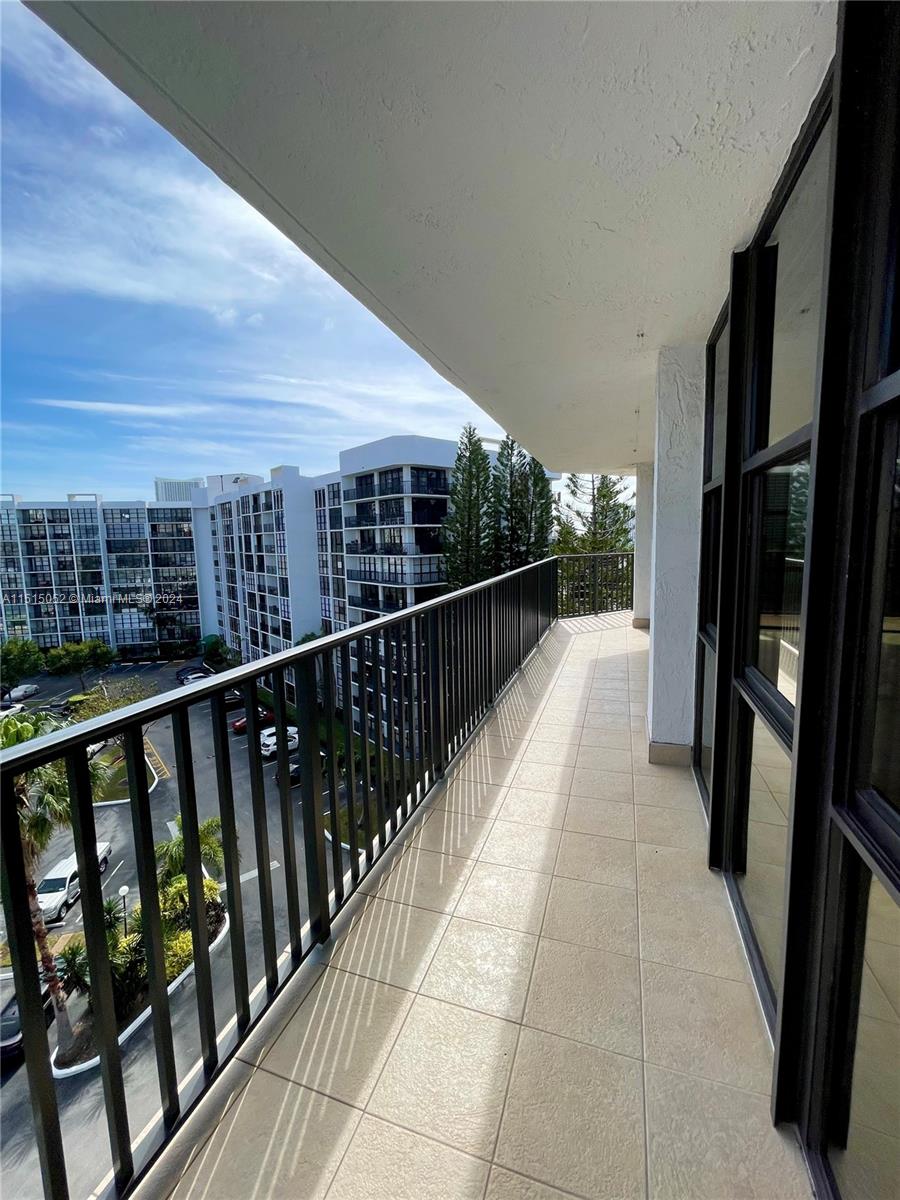 OCEANVIEW PARK CONDO - Residential Lease