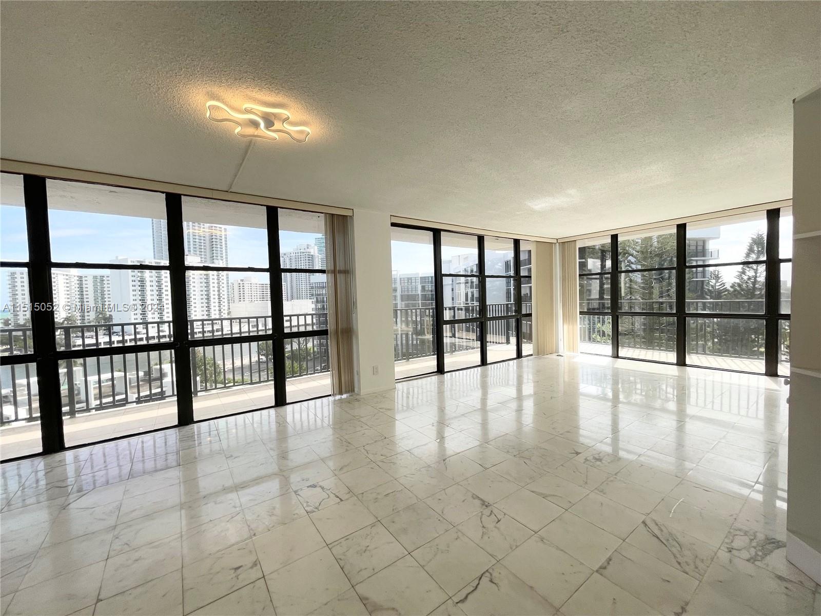 OCEANVIEW PARK CONDO - Residential Lease