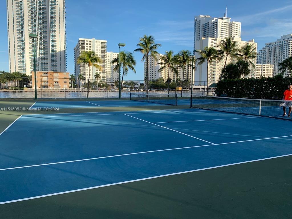 OCEANVIEW PARK CONDO - Residential Lease