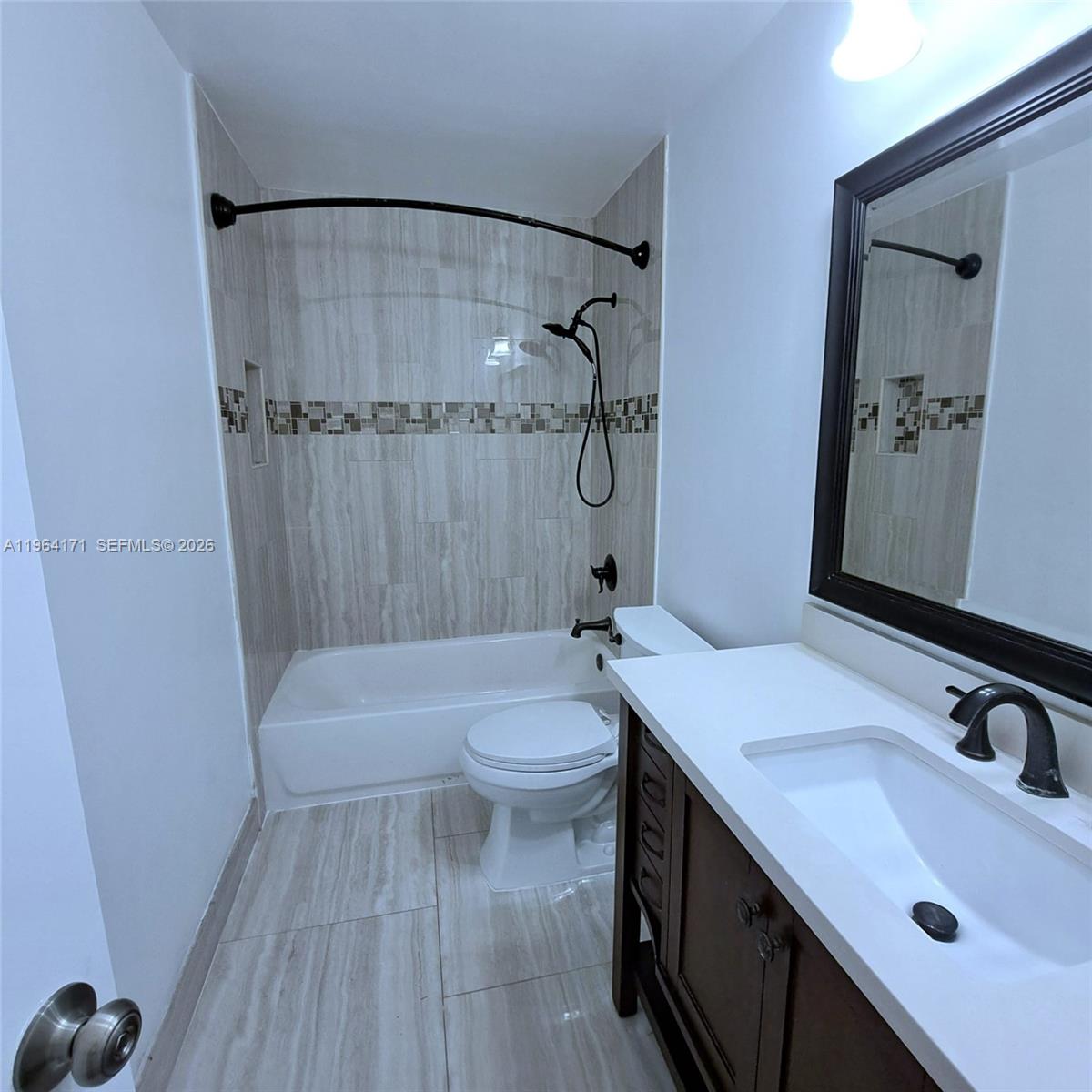 WOODSIDE ARMS CONDO - Residential Lease