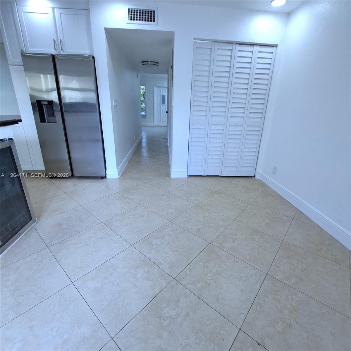 WOODSIDE ARMS CONDO - Residential Lease