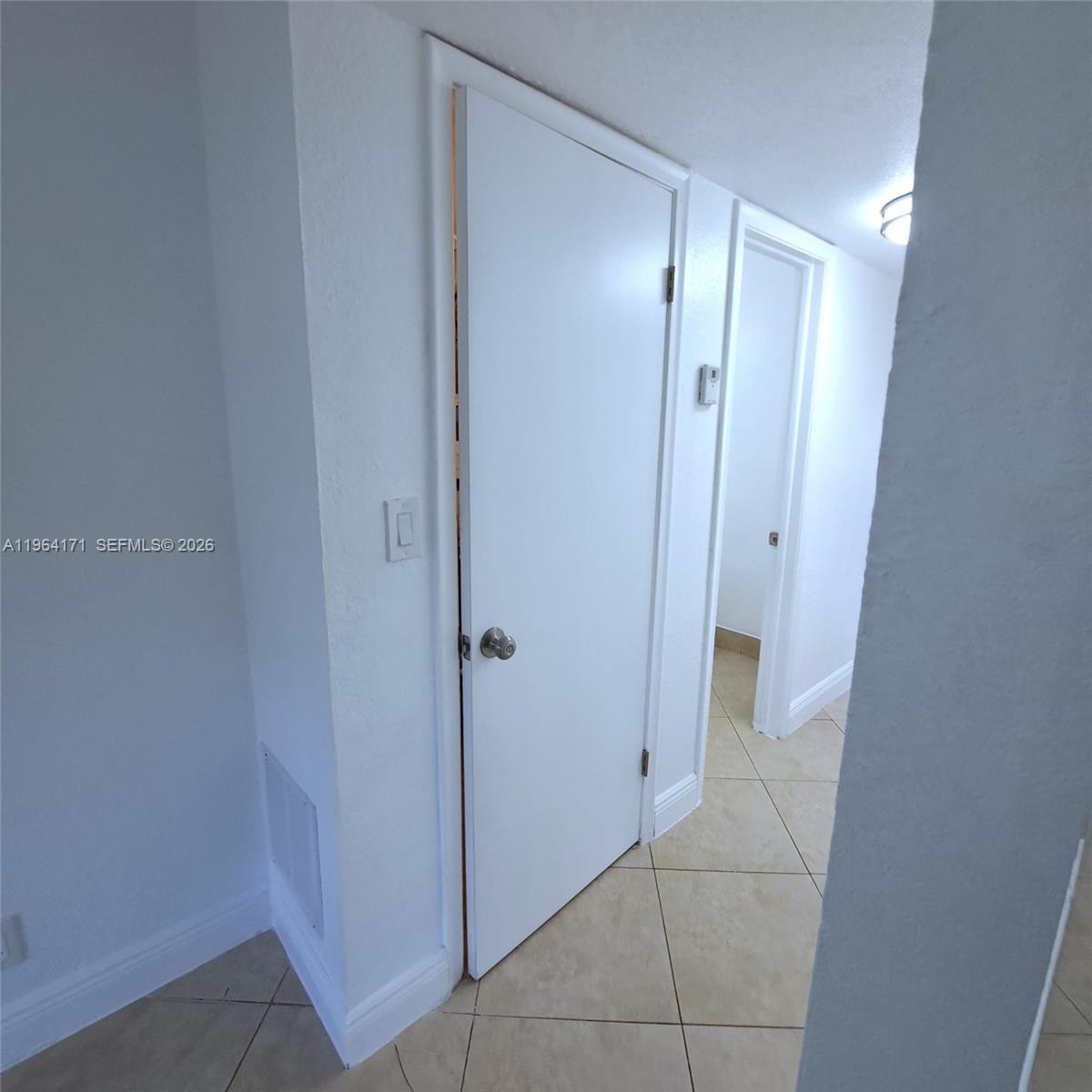 WOODSIDE ARMS CONDO - Residential Lease