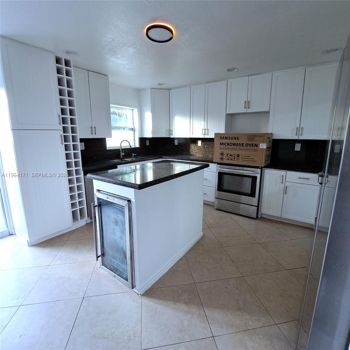 WOODSIDE ARMS CONDO - Residential Lease