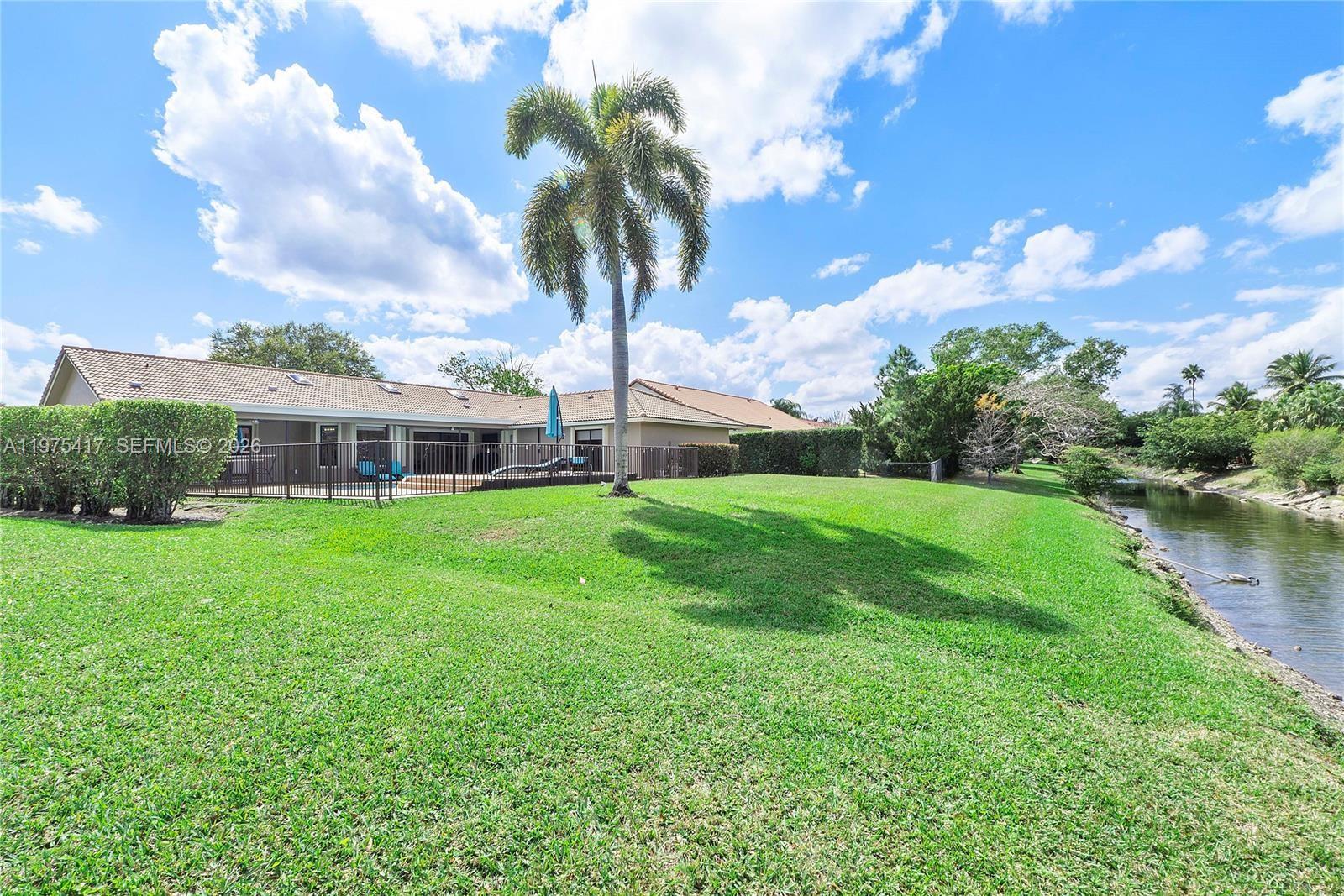 PINE RIDGE - Residential