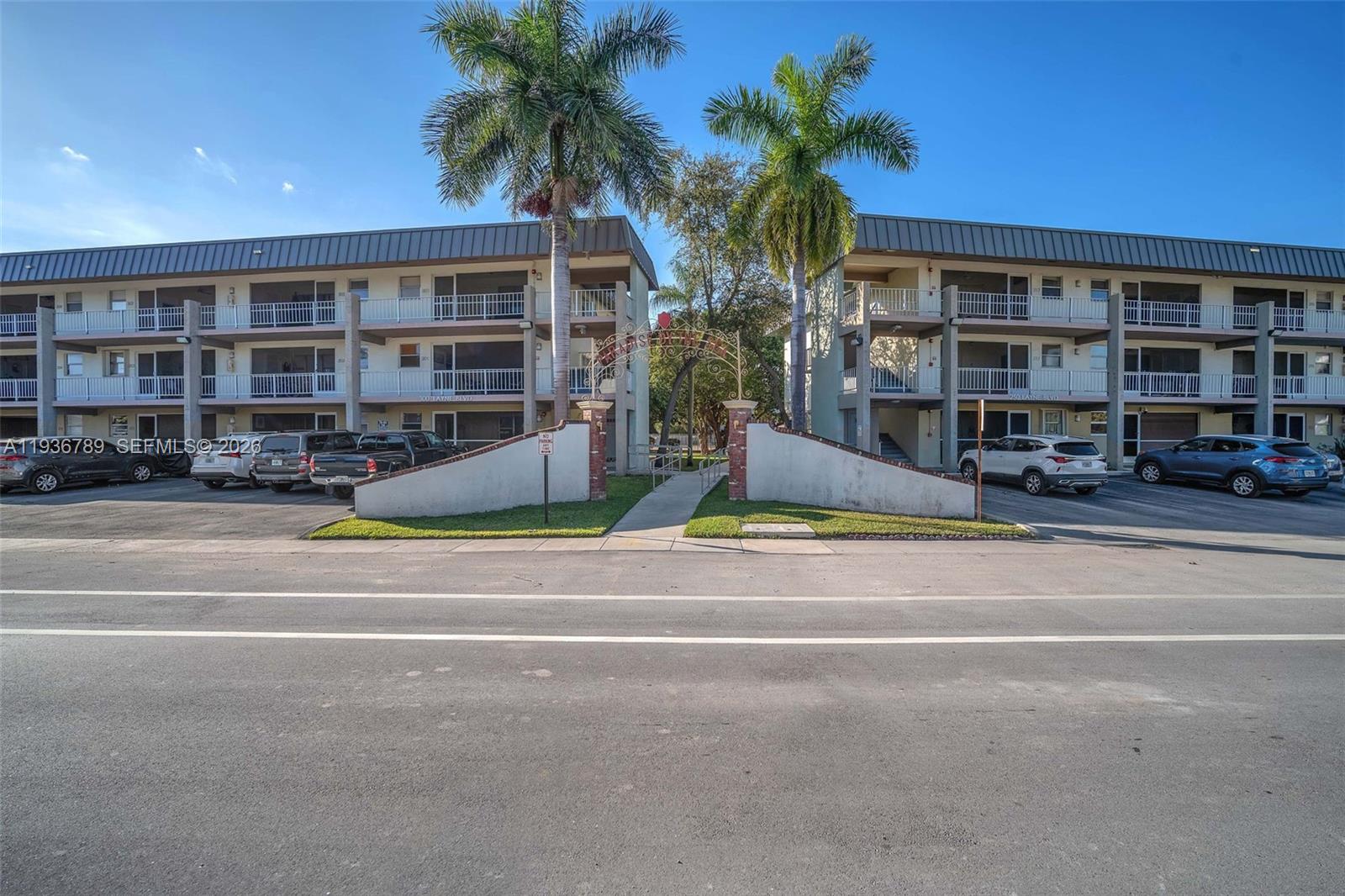 PARADISE BY THE SEA CONDO - Residential
