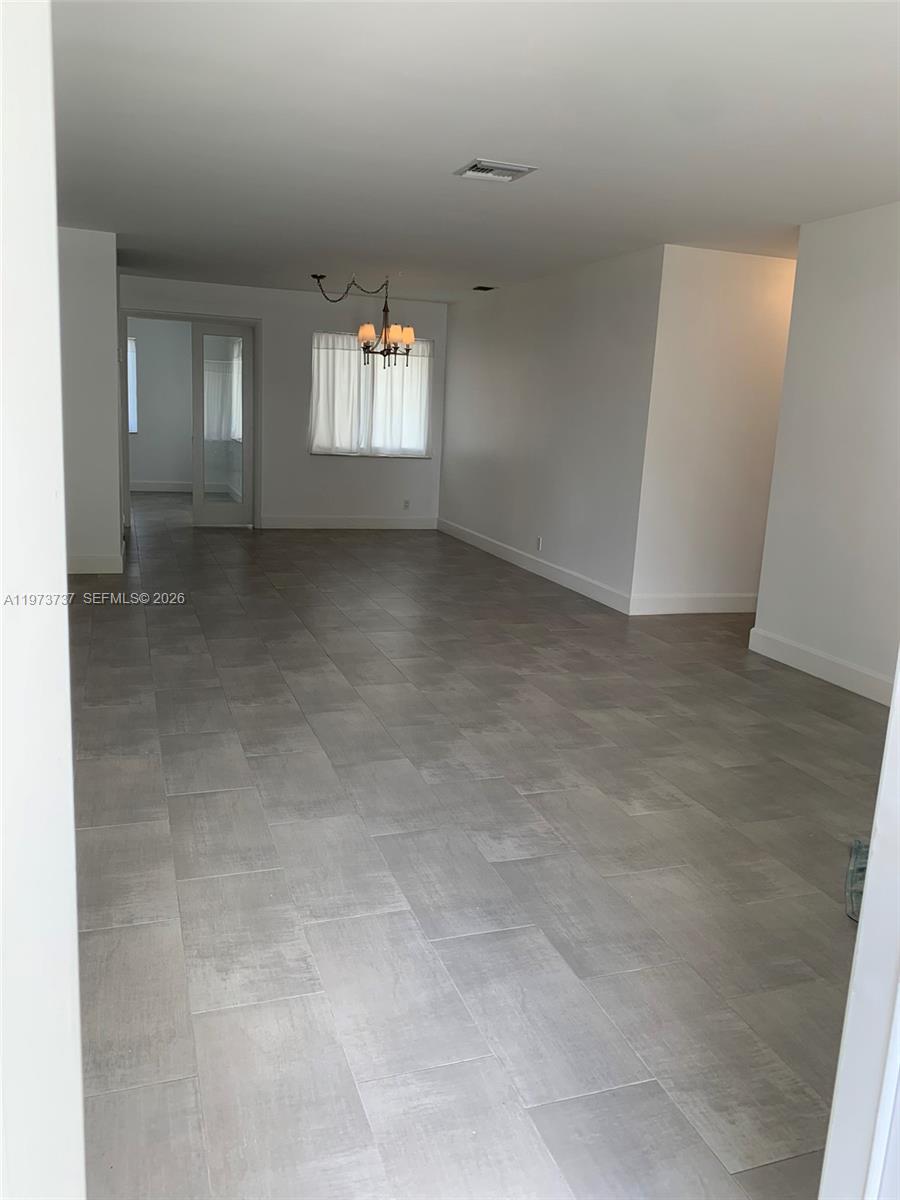 WESTGATE LAKE MANORS - Residential Lease