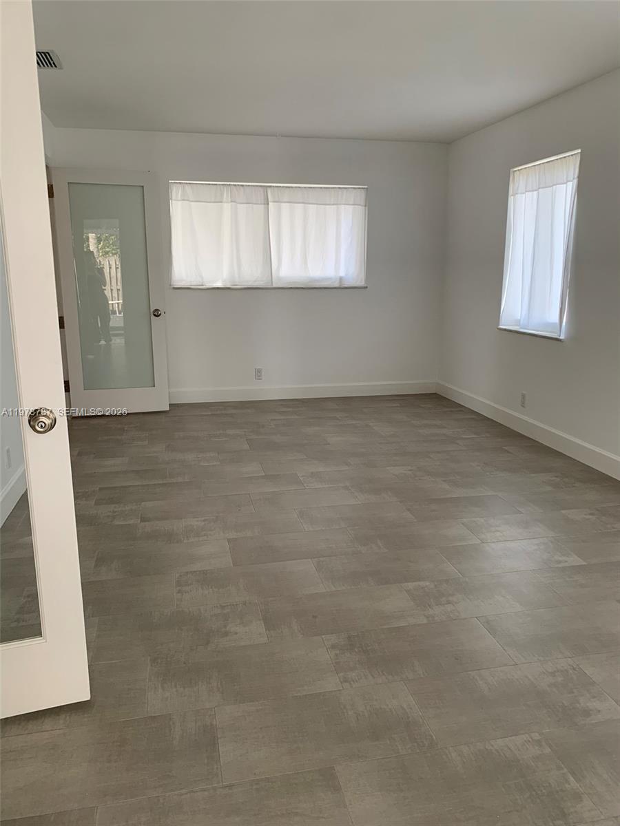 WESTGATE LAKE MANORS - Residential Lease