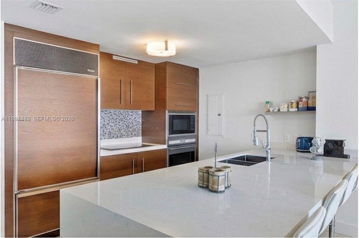 ICONBRICKELL CONDO NO 1 - Residential