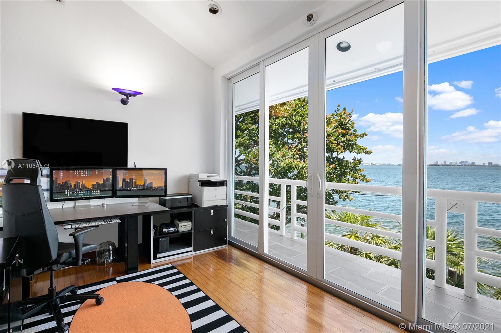 NORTH BAY ISLAND - Residential