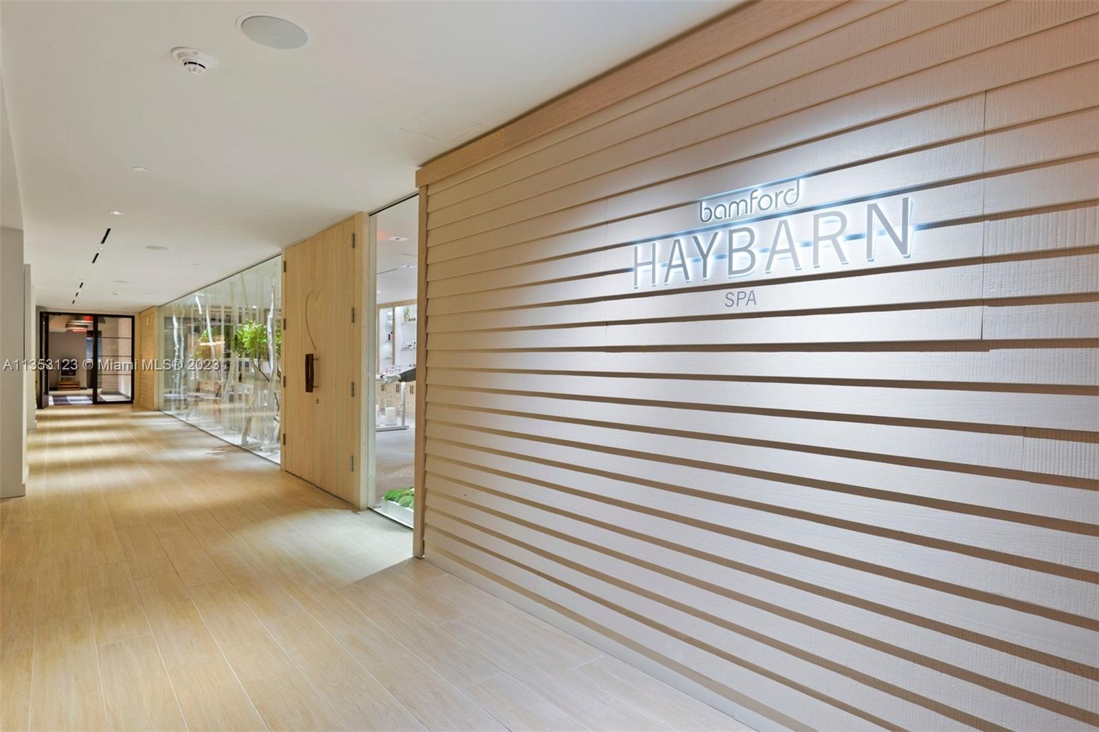 RONEY PALACE CONDO - Residential Lease