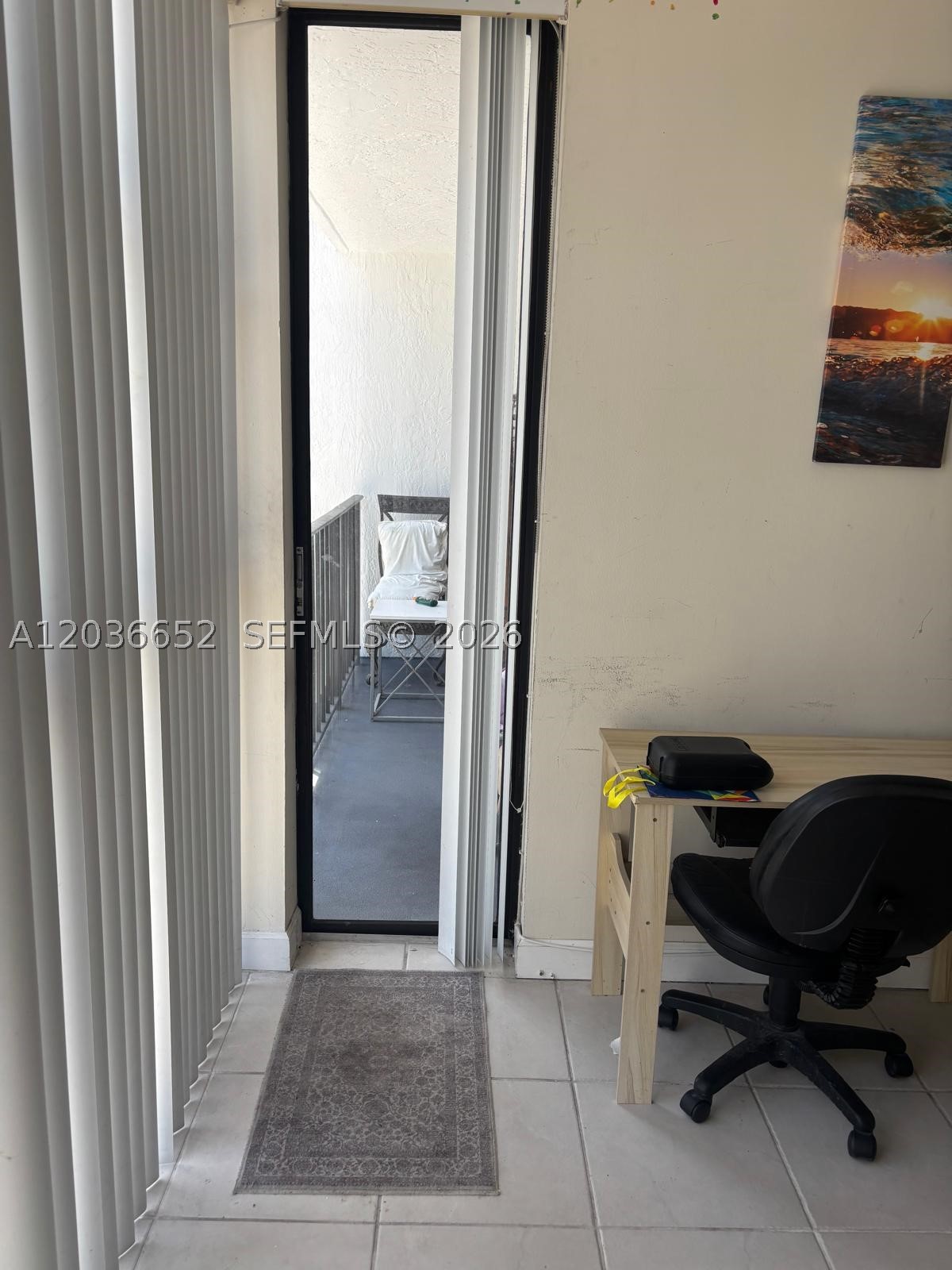 200 LESLIE CONDO - Residential