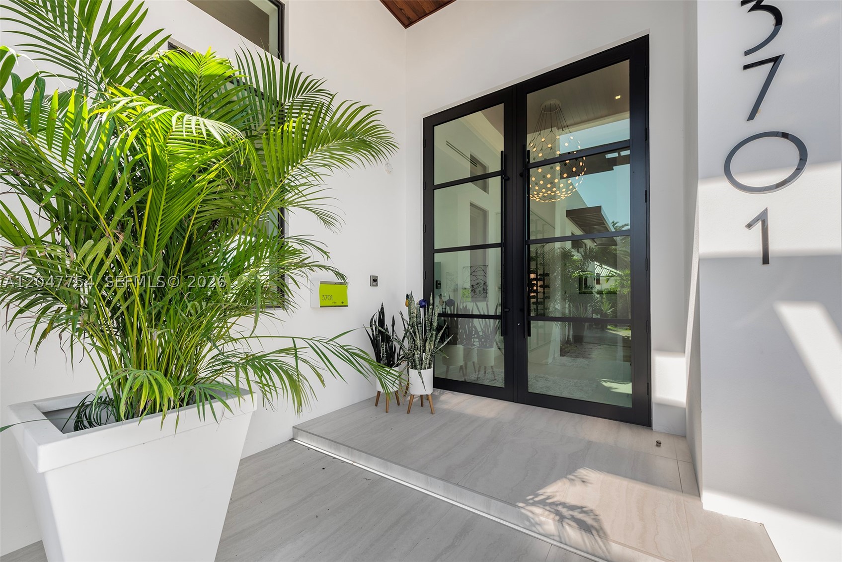 VENETIAN ISLES 1ST SEC - Residential