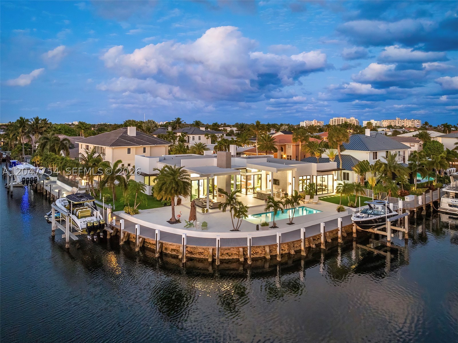VENETIAN ISLES 1ST SEC - Residential