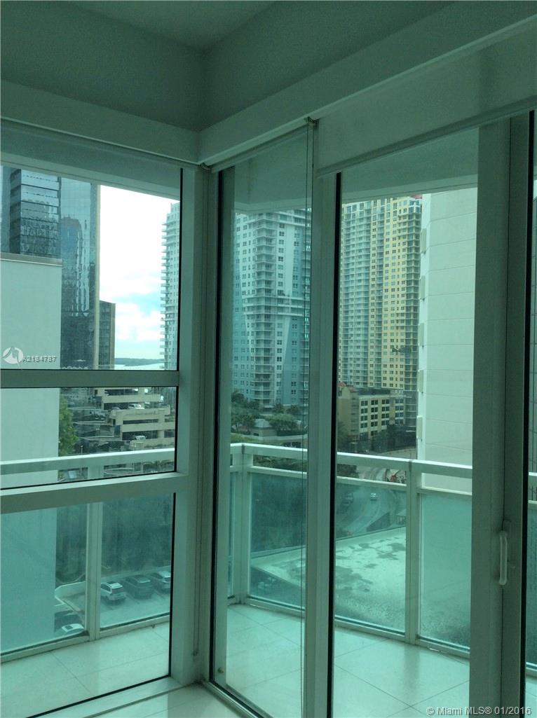 THE PLAZA 901 BRICKELL CO - Residential Lease