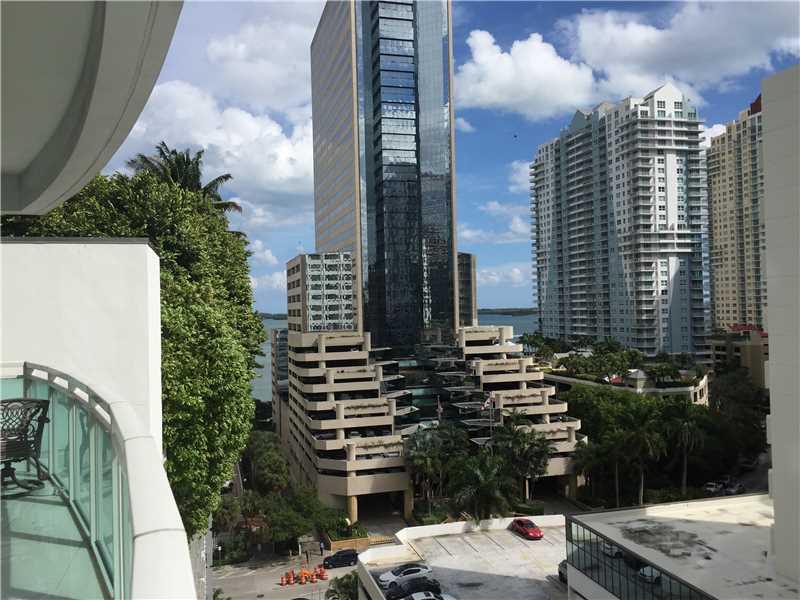 10th FL exquisite corner unit, on pool level, w/semi-private entrance.  2 BR, split plan, 2.5 baths w/marble vanities.  10' ceilings w/floor to ceiling windows & roller shades, foyer, S/S appliances, granite counter tops, tile backsplash; W/D in unit; white porcelain tile, new wood flooring in BR's; Luxe amenities w/state of the art fitness center, lounge, multi-purpose room; pet friendly.  Great location, walking distance to restaurants & shopping at Mary Brickell Village & Brickell corridor.