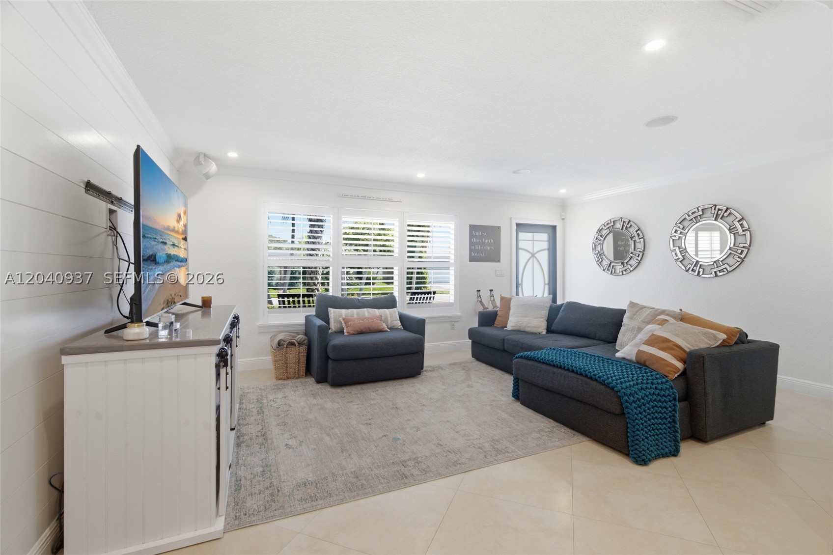 PEMBROKE LAKES SEC 6 - Residential