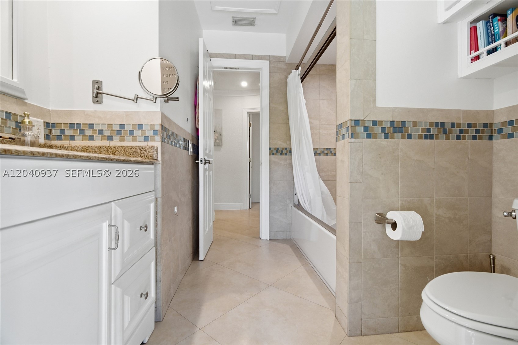 PEMBROKE LAKES SEC 6 - Residential