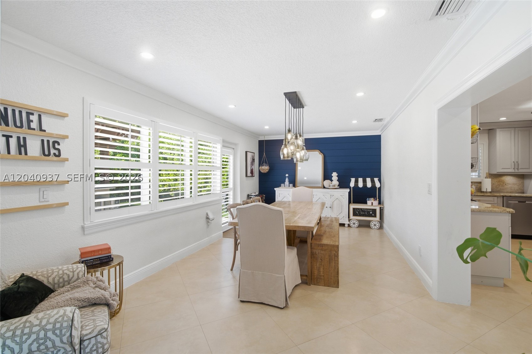 PEMBROKE LAKES SEC 6 - Residential