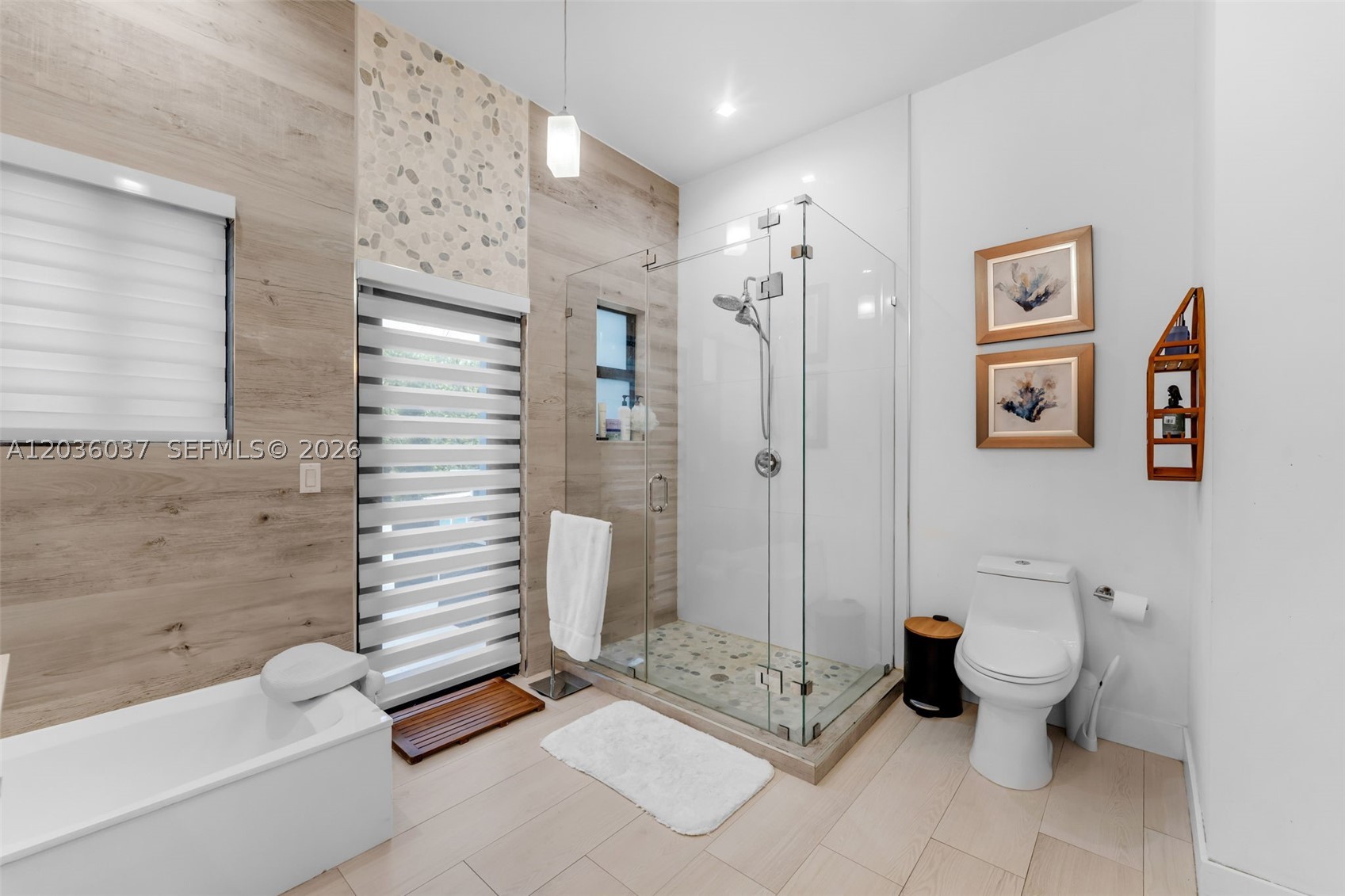 CORAL PARK ESTATES SEC 4 - Residential