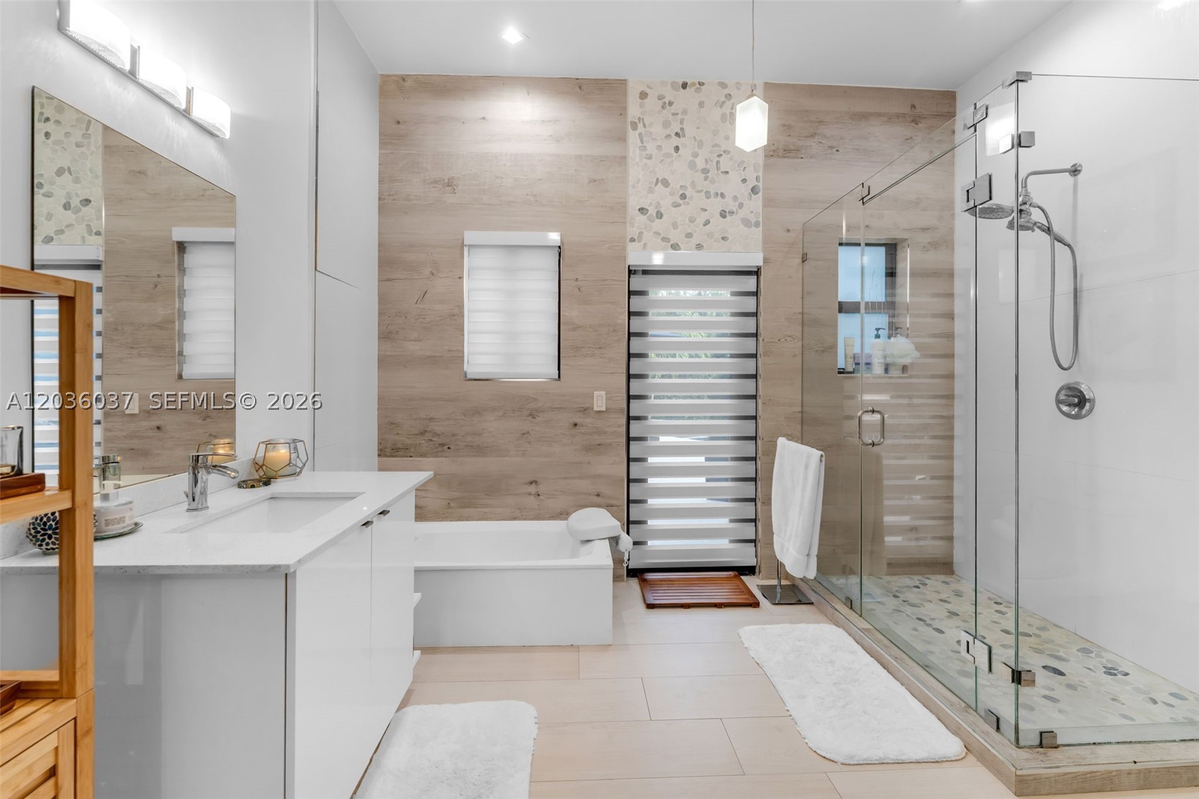 CORAL PARK ESTATES SEC 4 - Residential