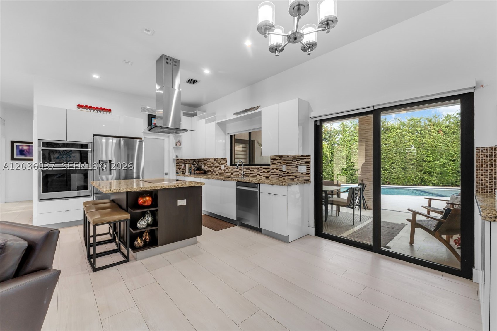 CORAL PARK ESTATES SEC 4 - Residential