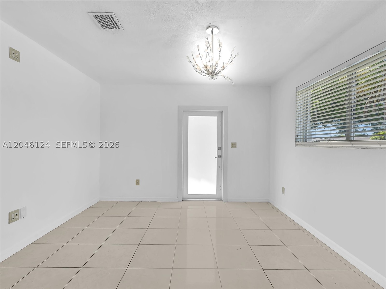 PALM SPRINGS SUB SEC A 4T - Residential Lease
