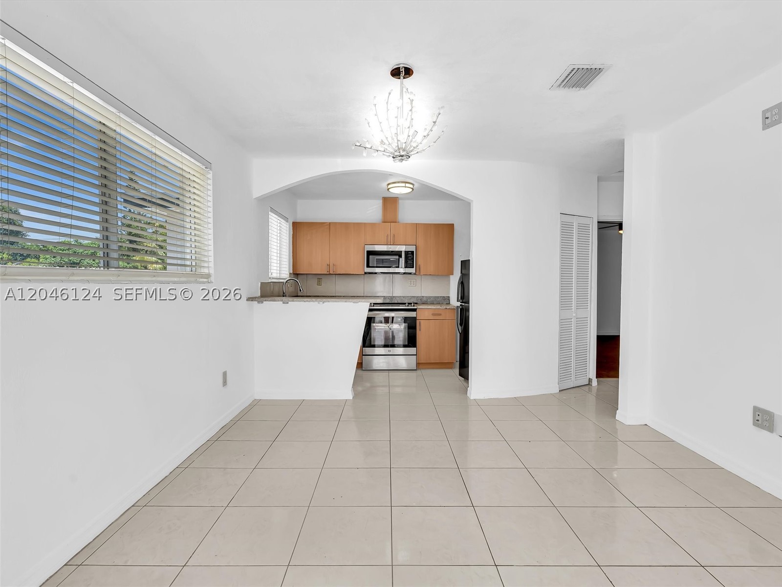 PALM SPRINGS SUB SEC A 4T - Residential Lease