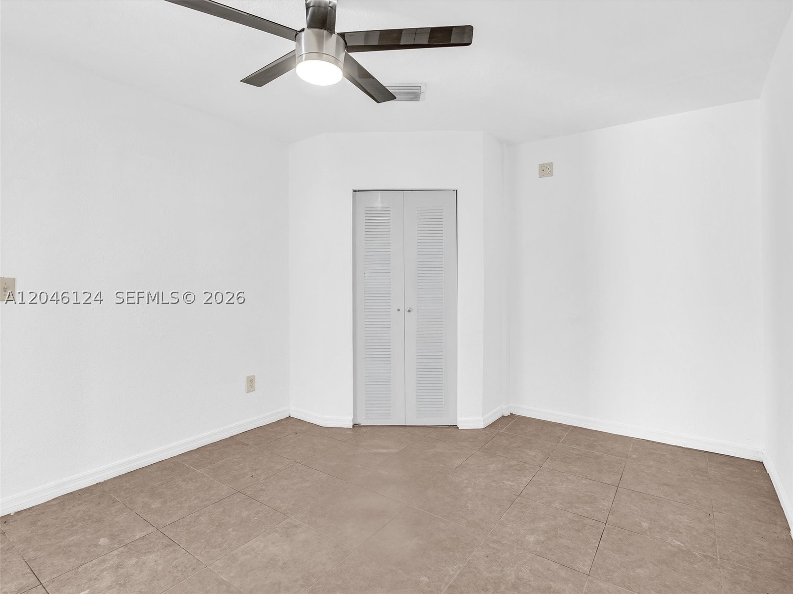 PALM SPRINGS SUB SEC A 4T - Residential Lease