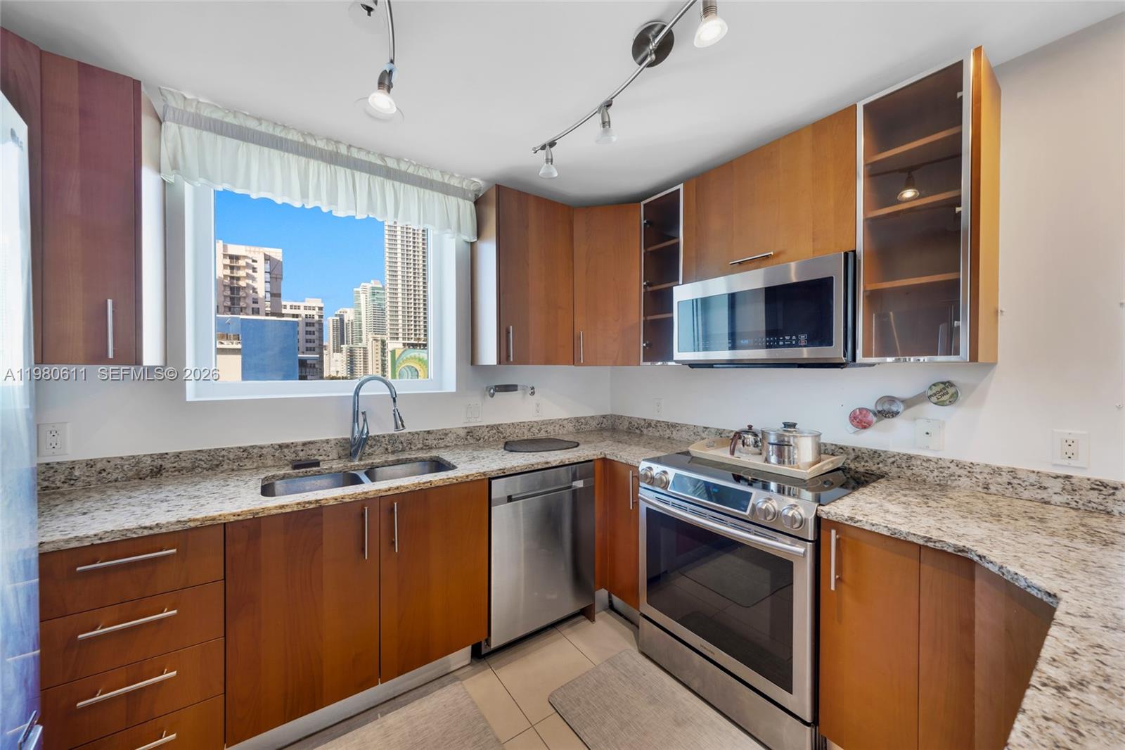 OCEAN MARINE YACHT CLUB C - Residential