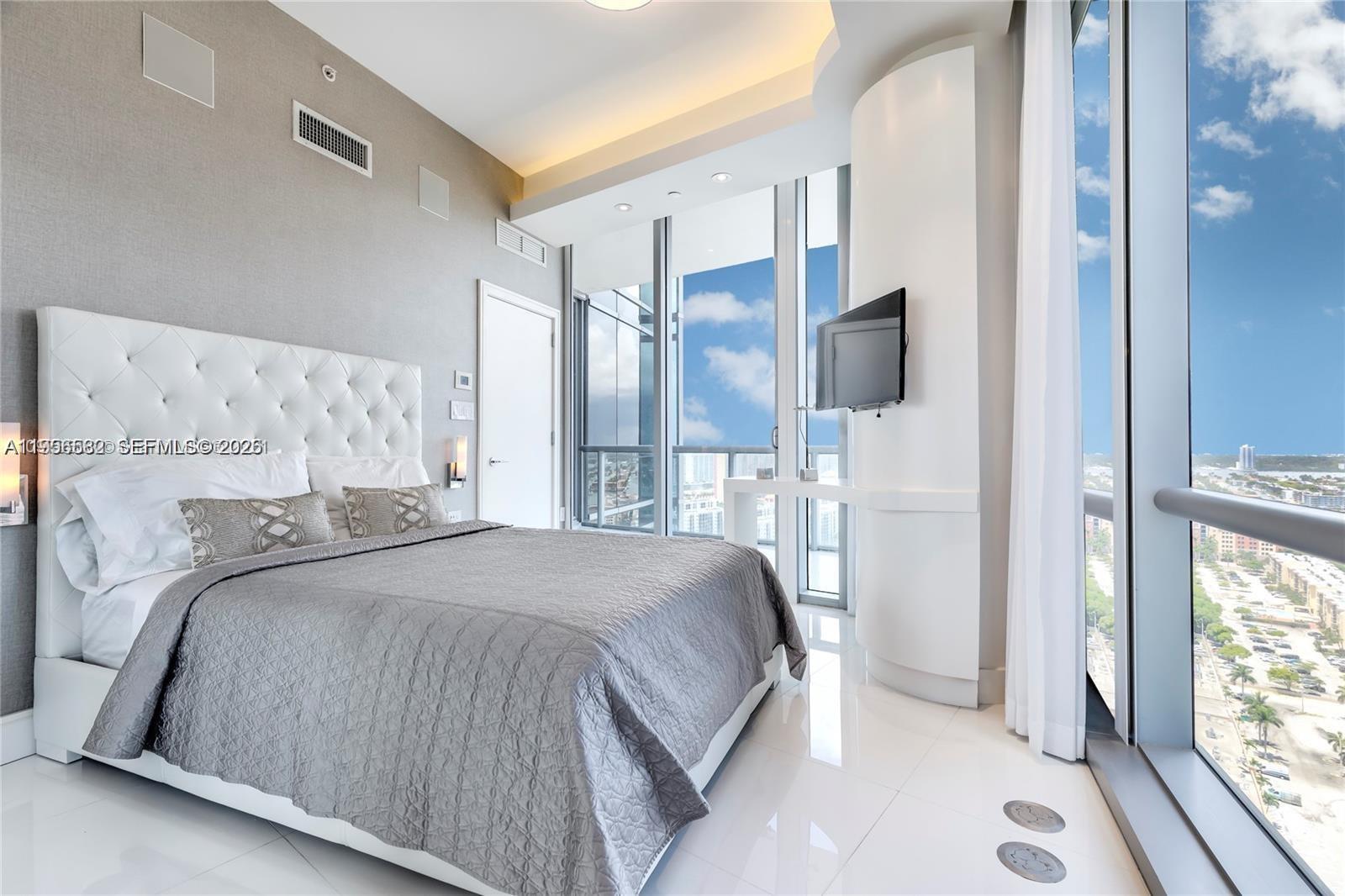 JADE OCEAN CONDO - Residential