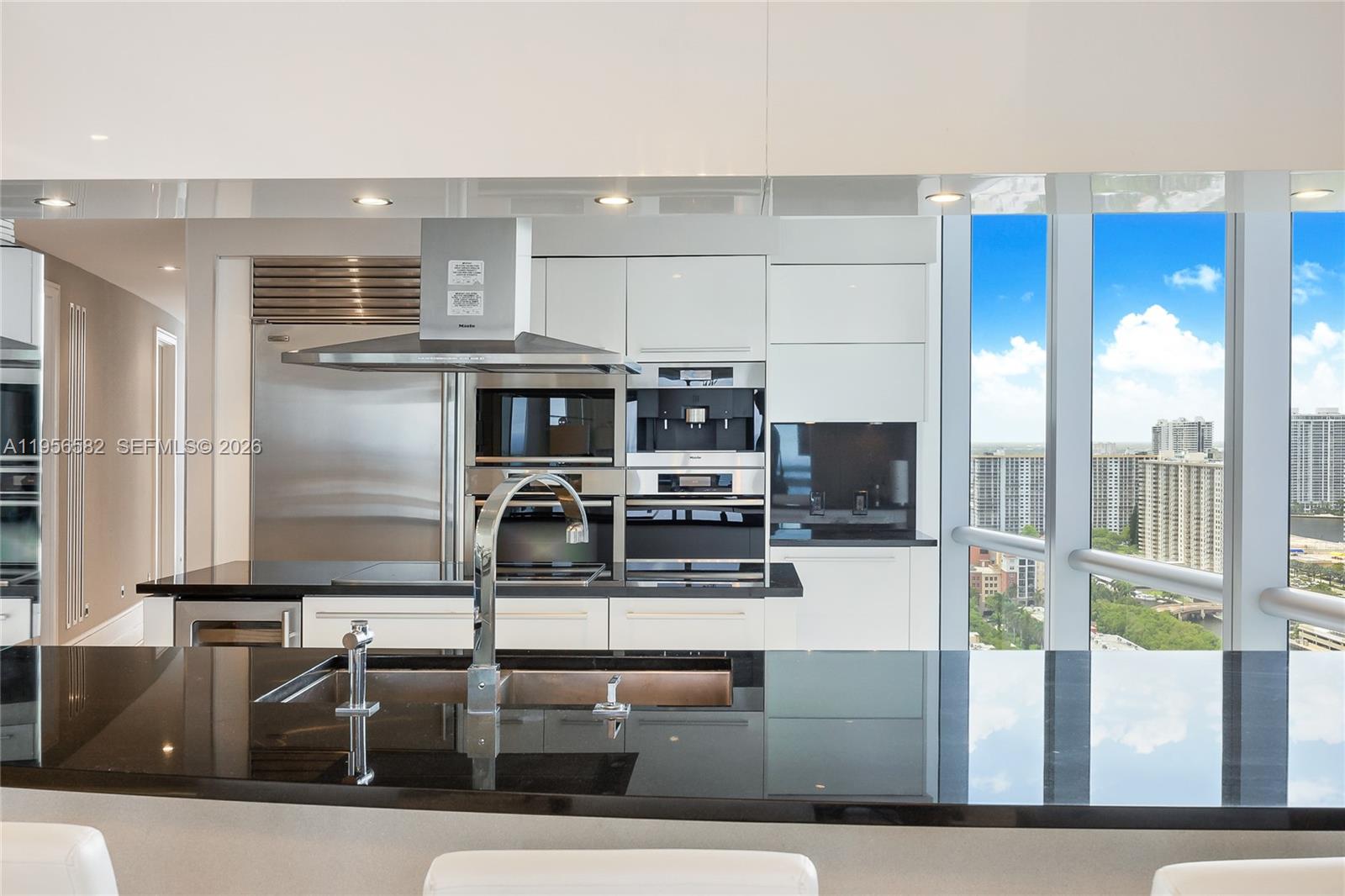 JADE OCEAN CONDO - Residential