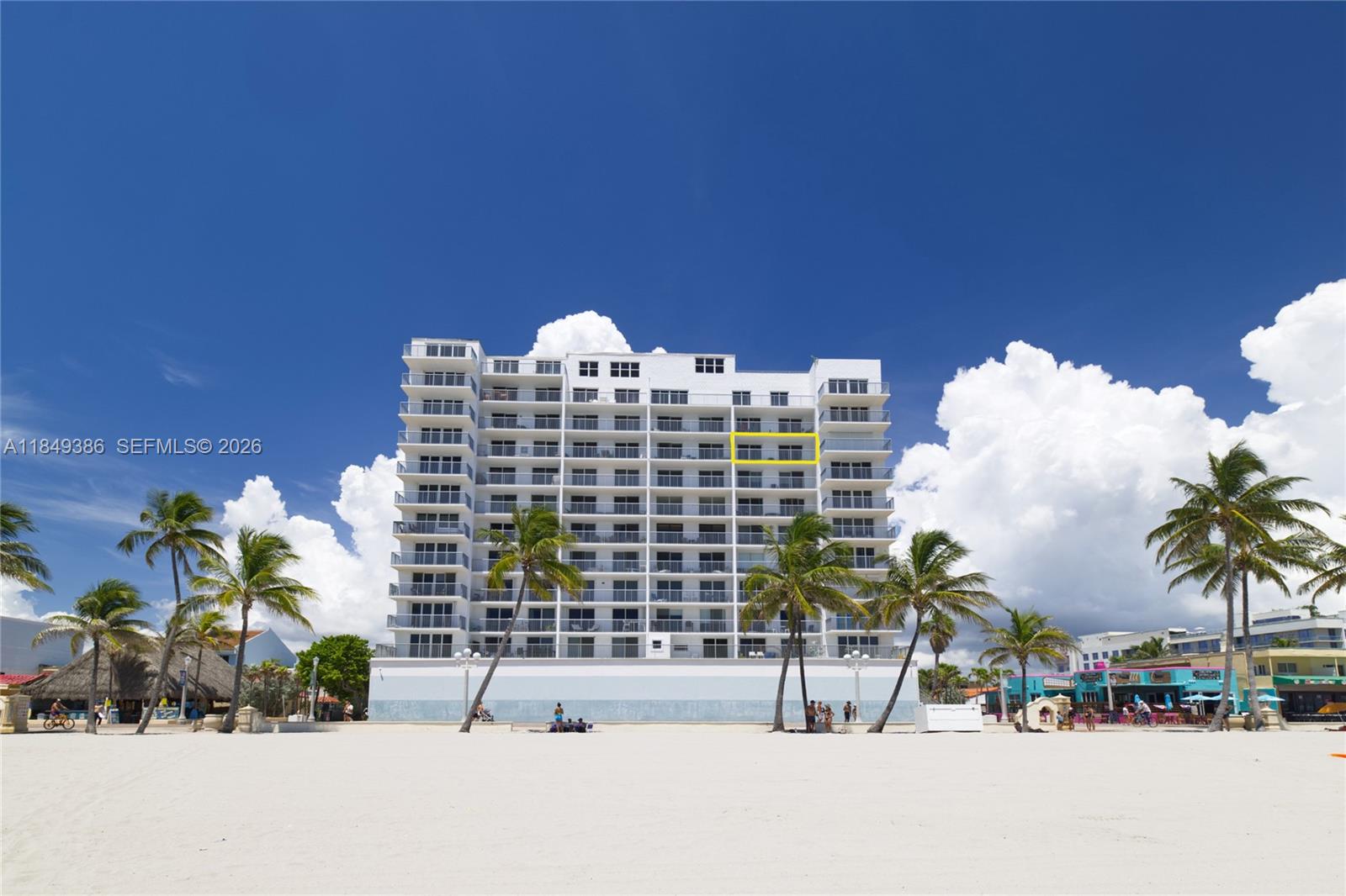 EDGEWATER BEACH TOWERS CO - Residential