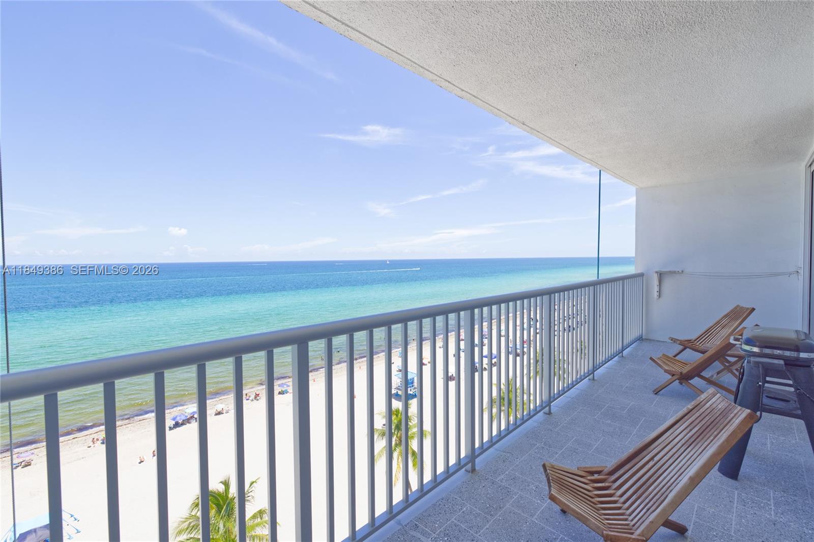 EDGEWATER BEACH TOWERS CO - Residential