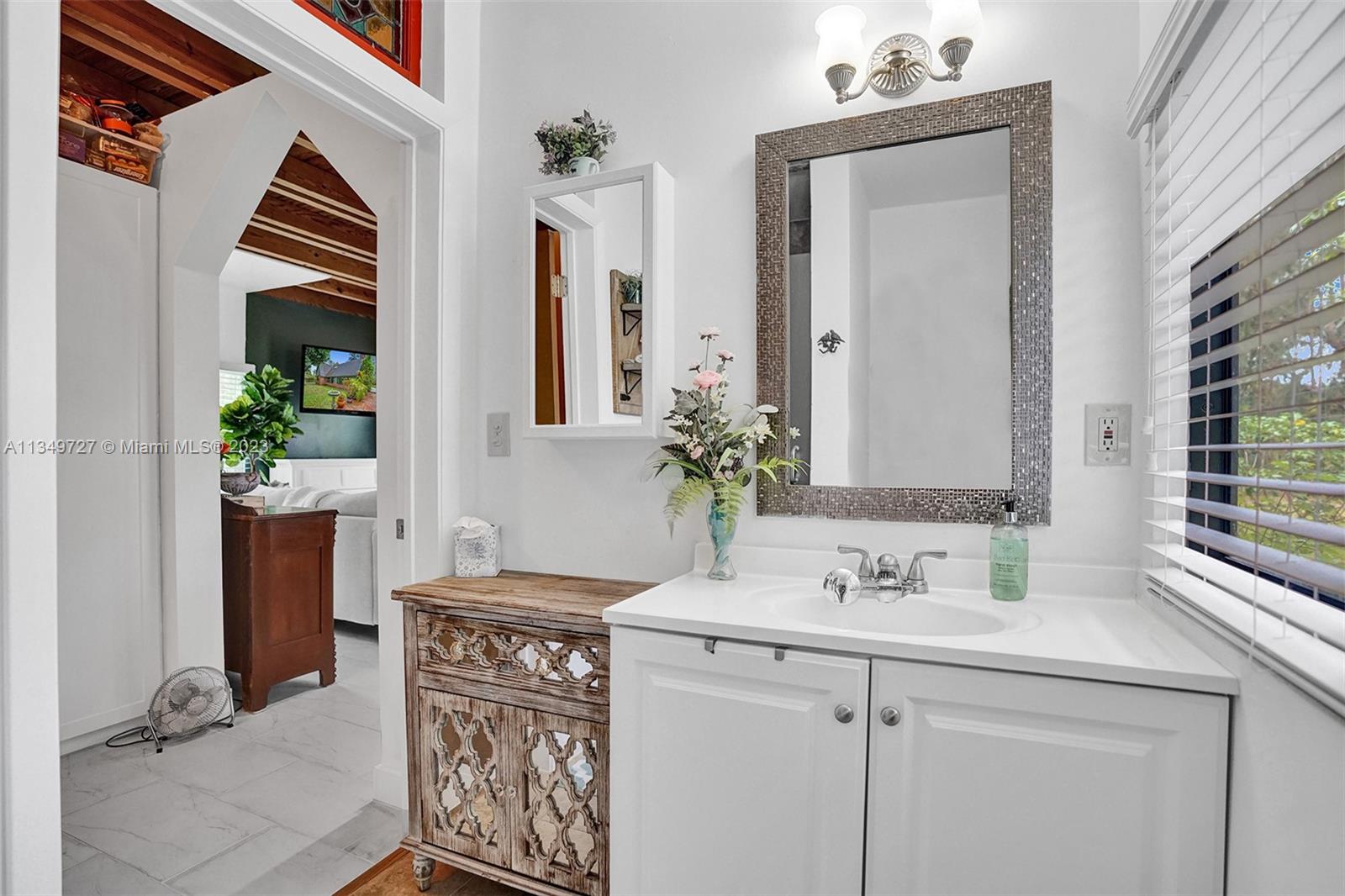 SUNKIST ESTATES A - Residential Lease