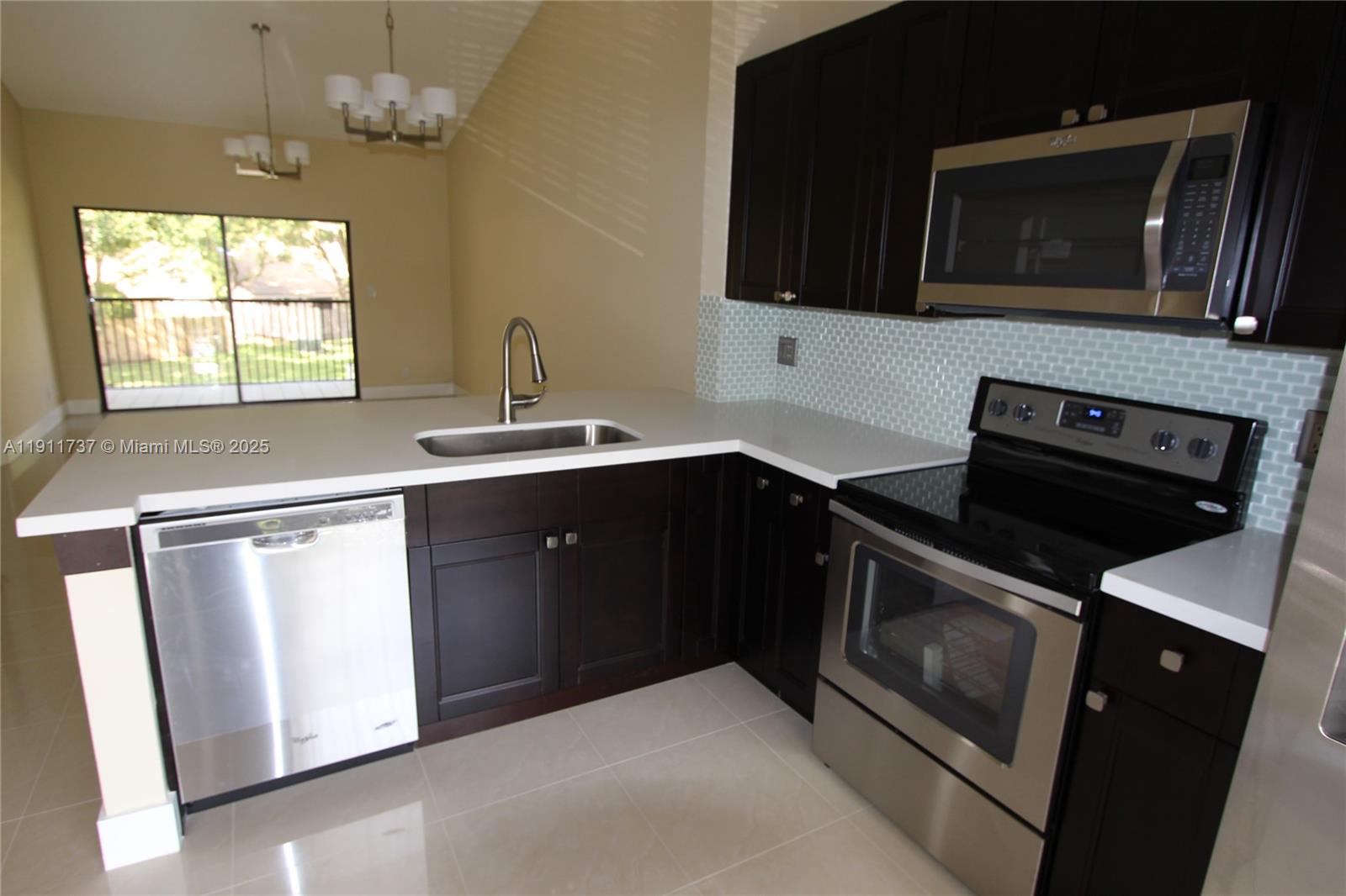 Pines Of Oakland - Residential Lease