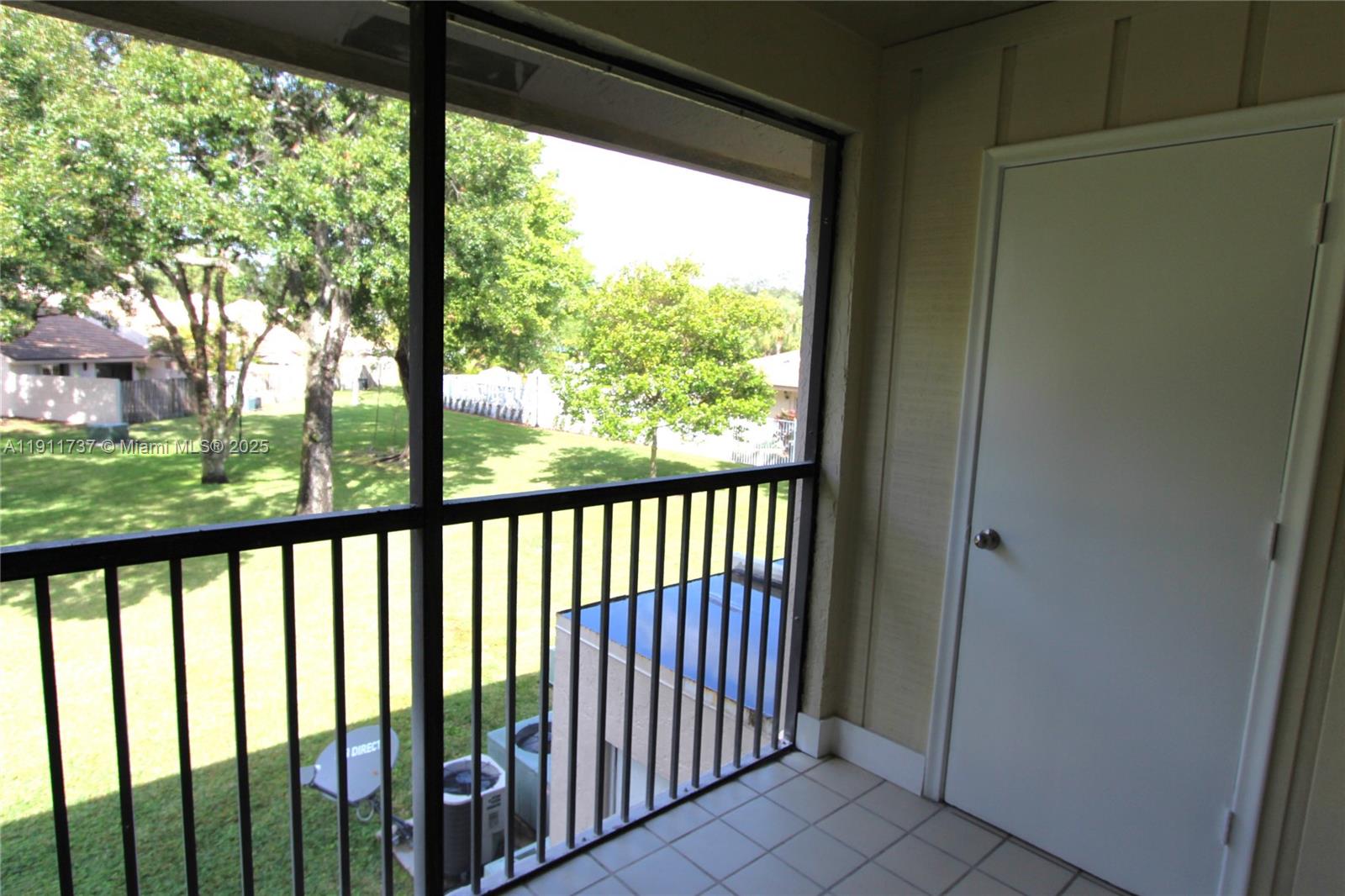 Pines Of Oakland - Residential Lease