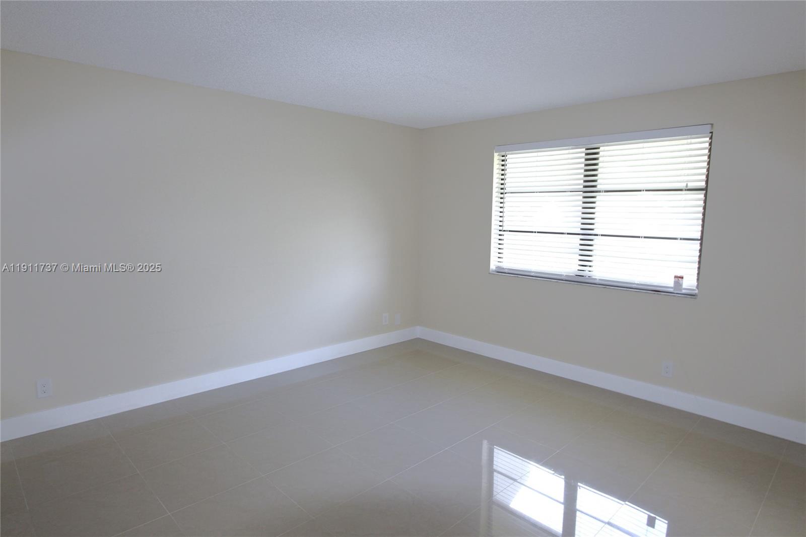 Pines Of Oakland - Residential Lease