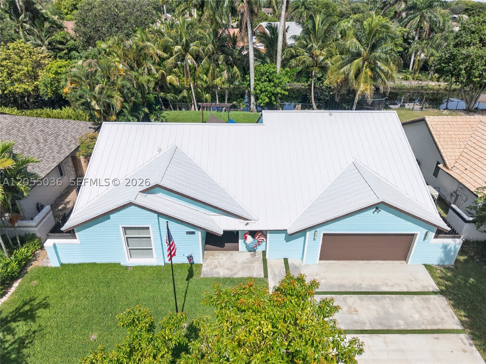 COUNTRY ADDRESS - Residential