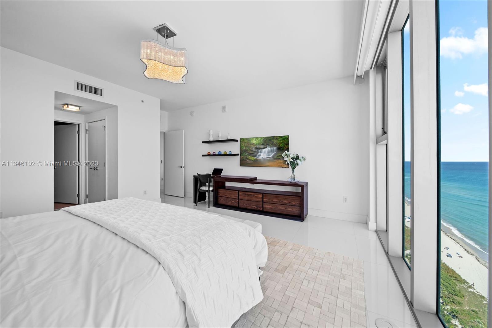 NORTH CARILLON BEACH COND - Residential Lease
