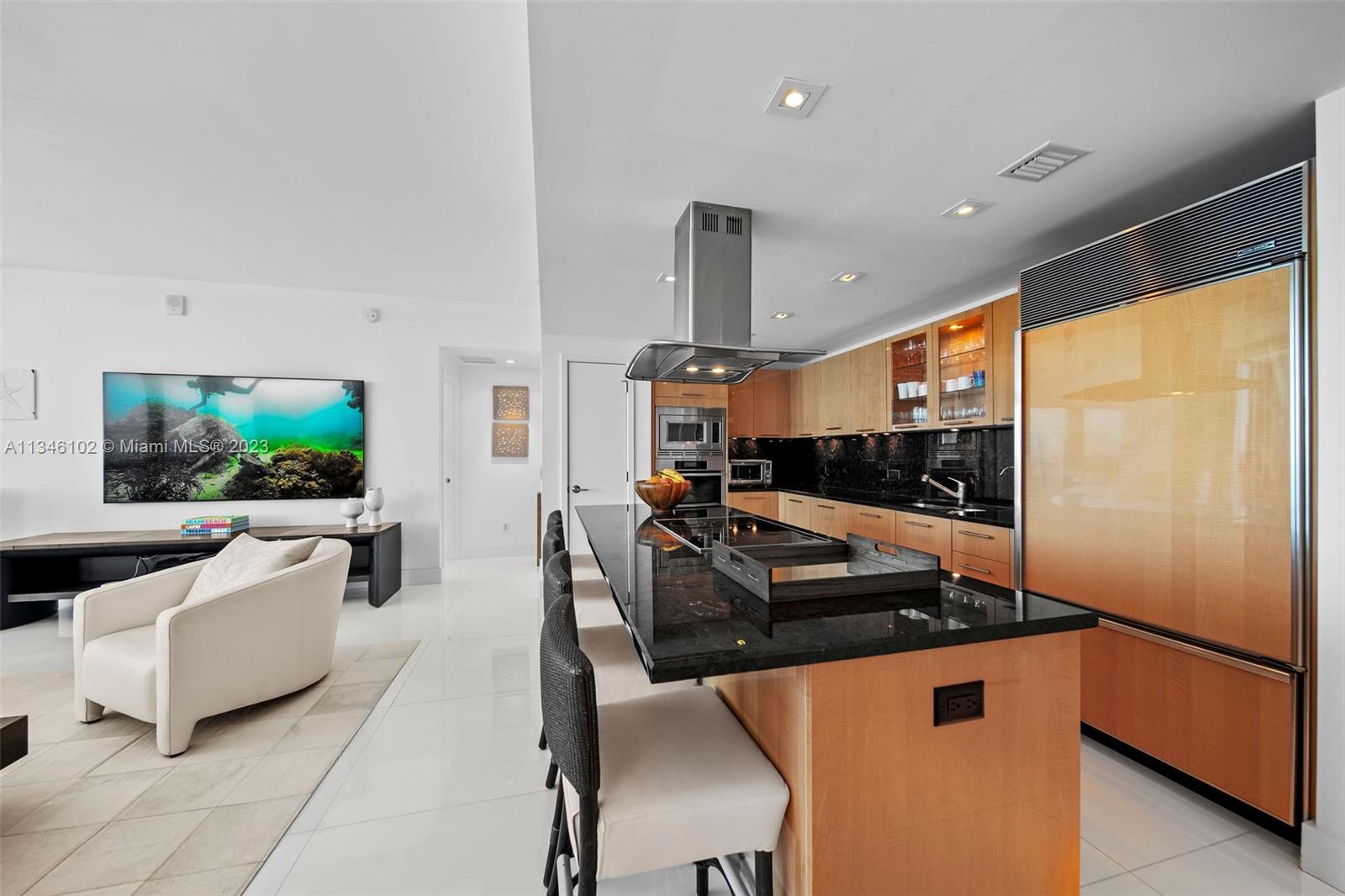 NORTH CARILLON BEACH COND - Residential Lease