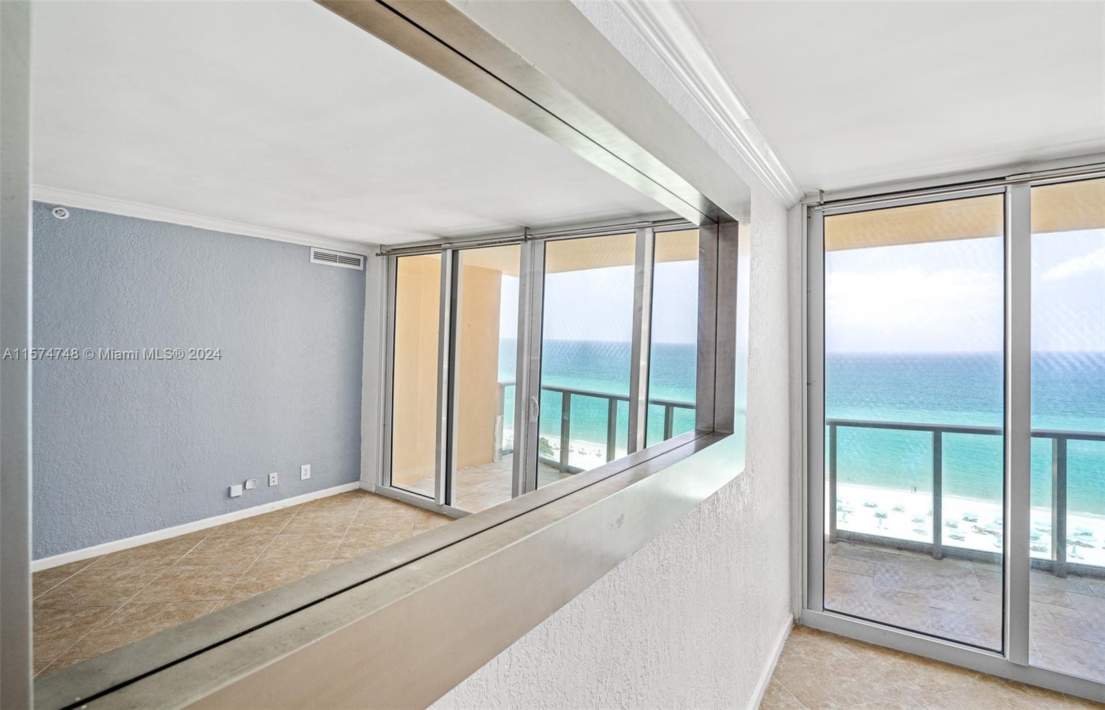 WAVE CONDO - Residential