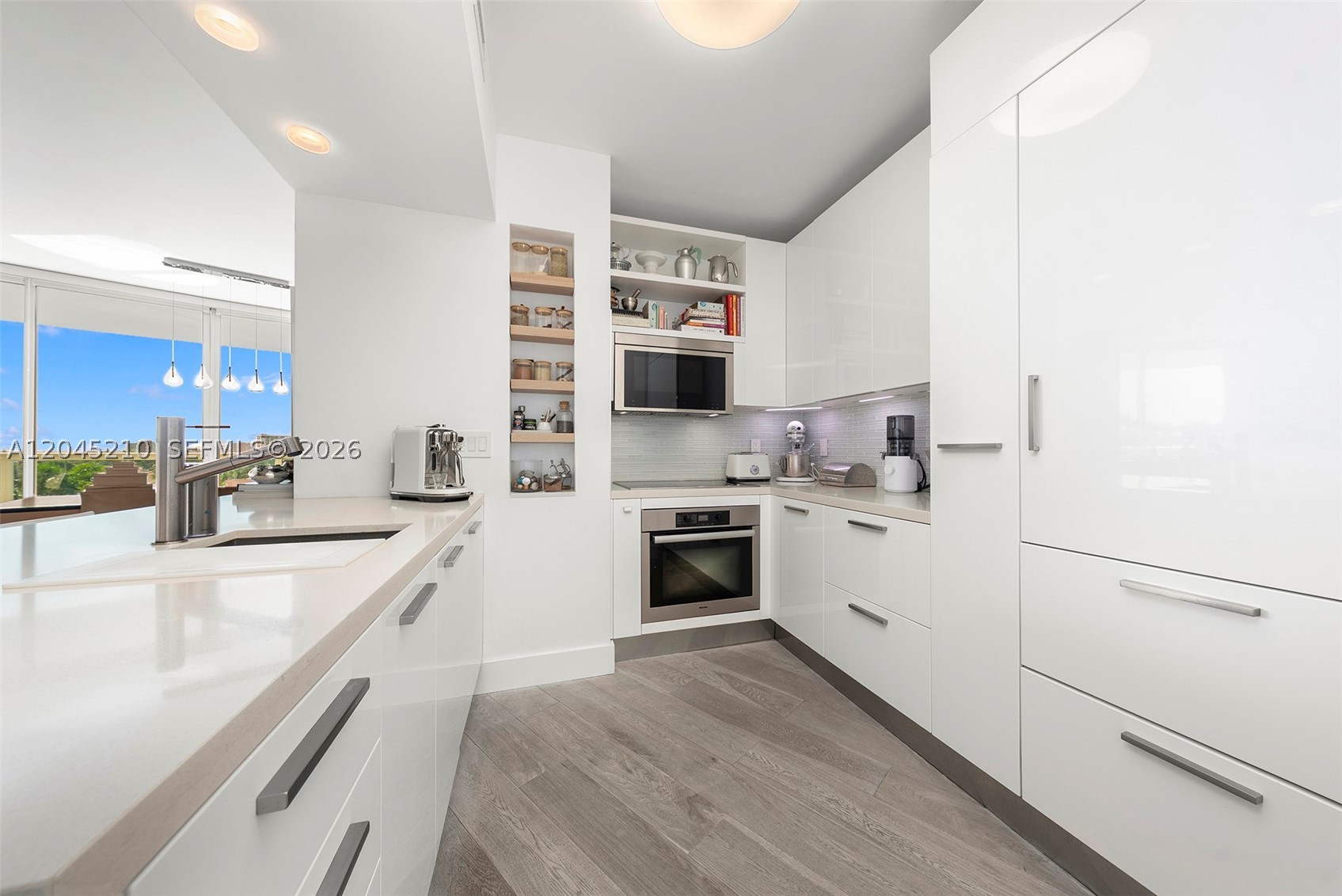 BRISTOL TOWER CONDO - Residential