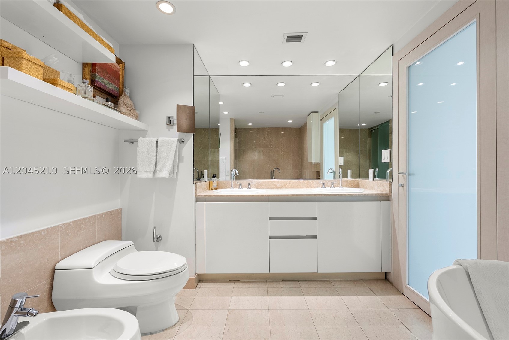 BRISTOL TOWER CONDO - Residential